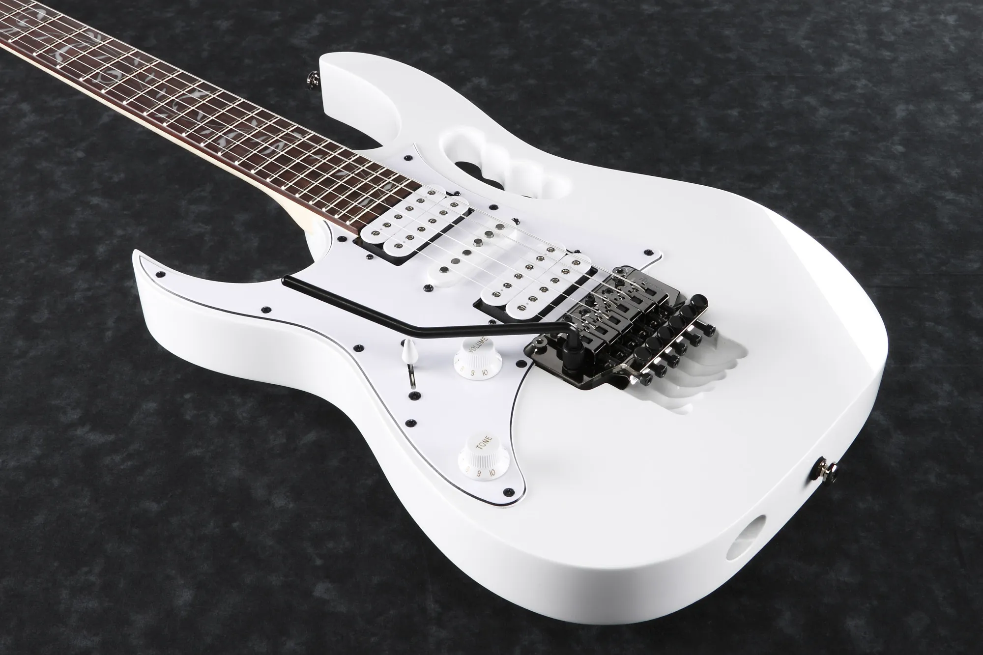 Steve Vai Signature Lefty White