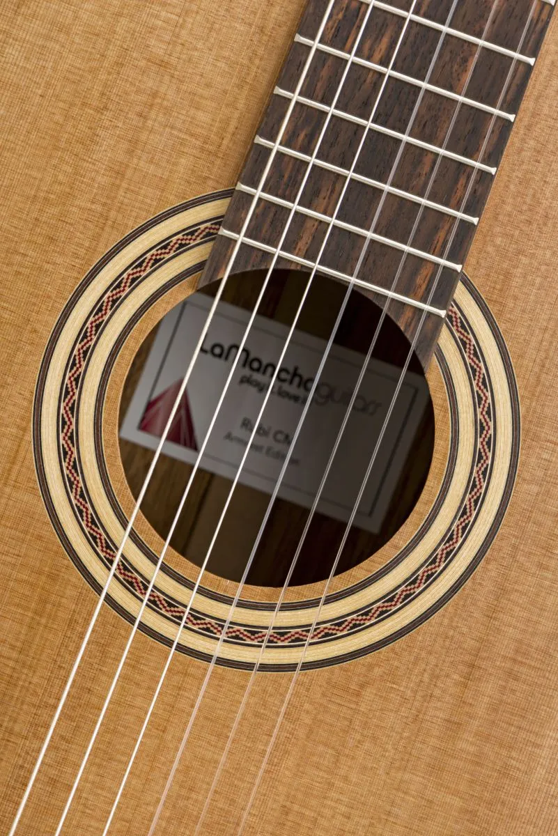 Rubi CM Armrest Edition