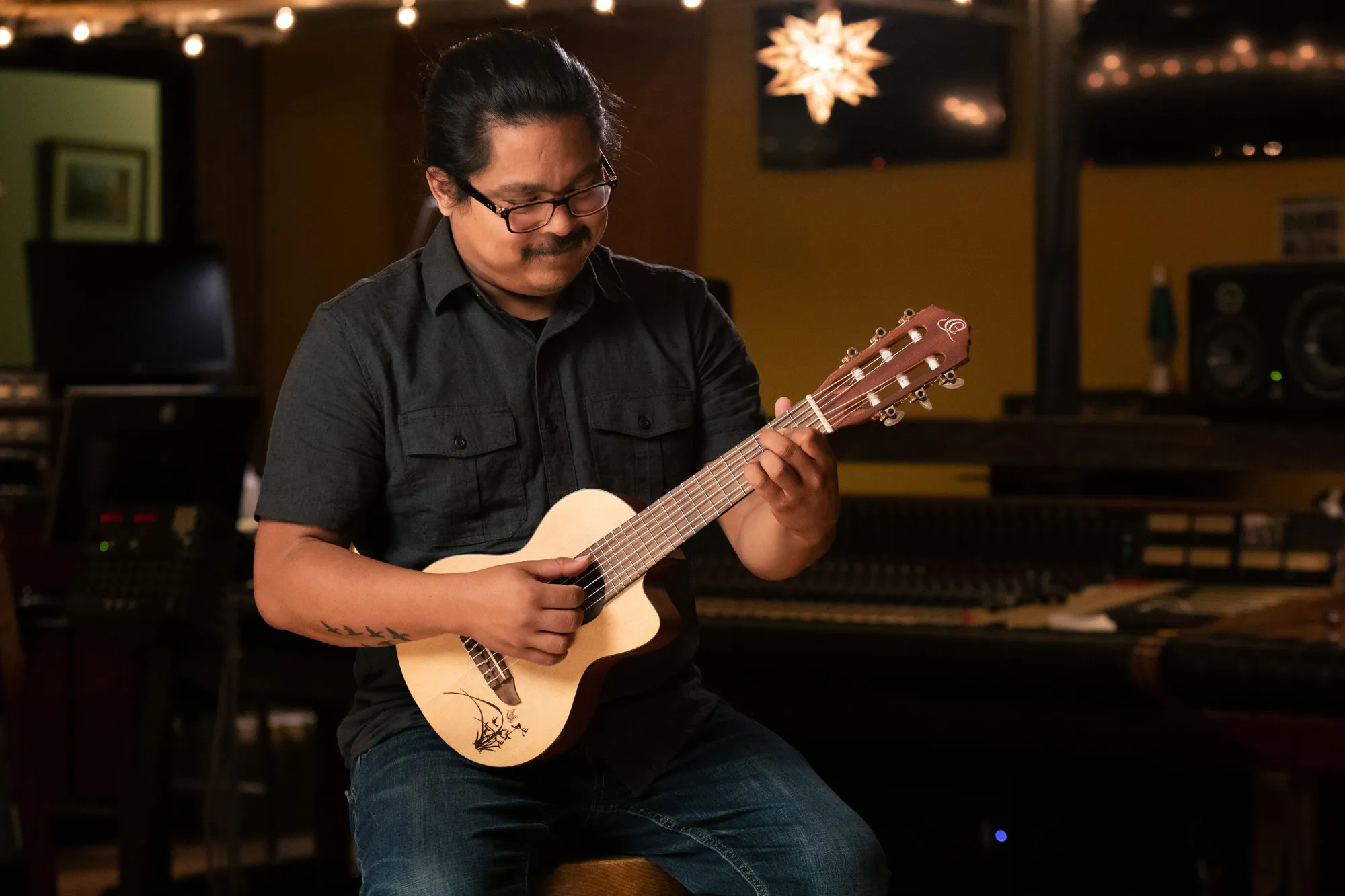 RGL5CE Guitarlele