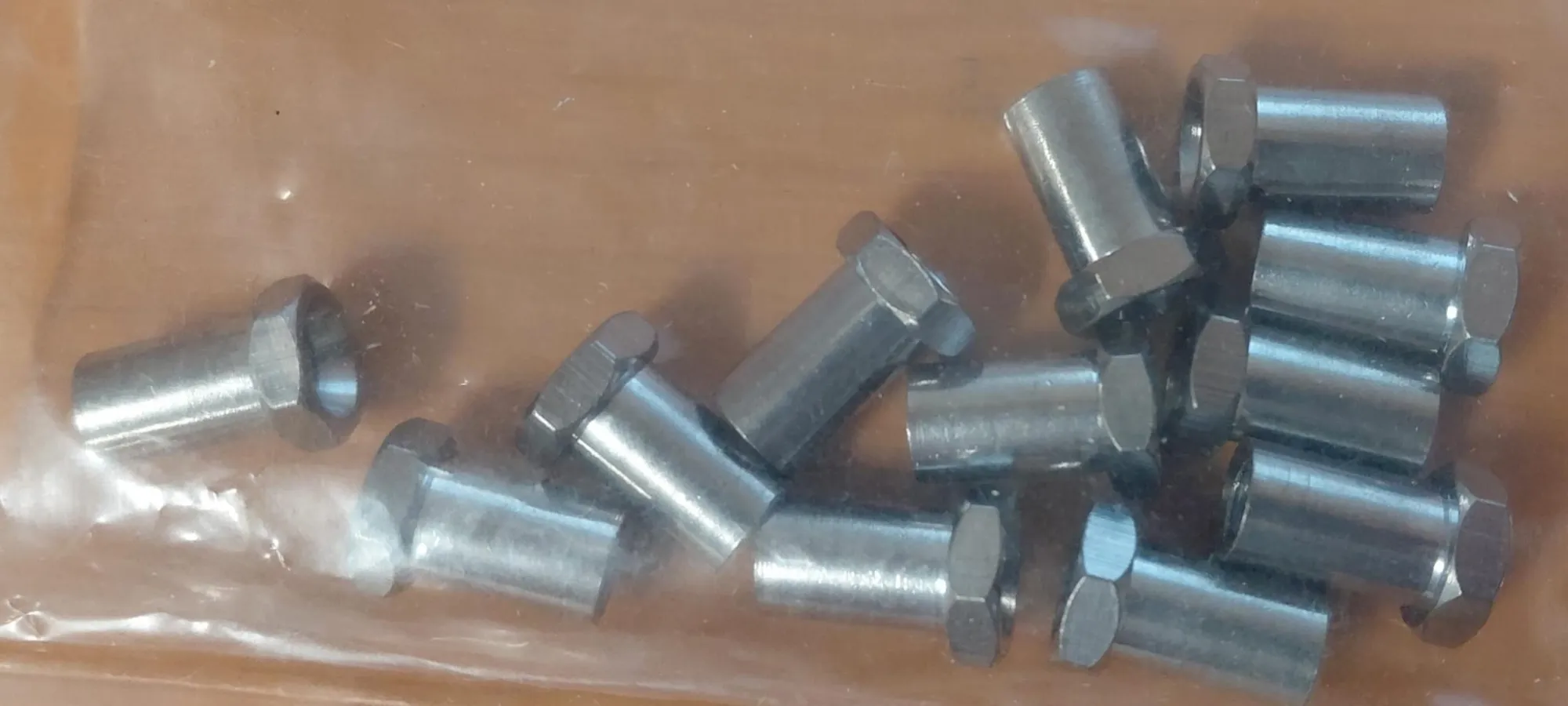 PAWN-LN6-HP 12er Gewindehülse für Lugs