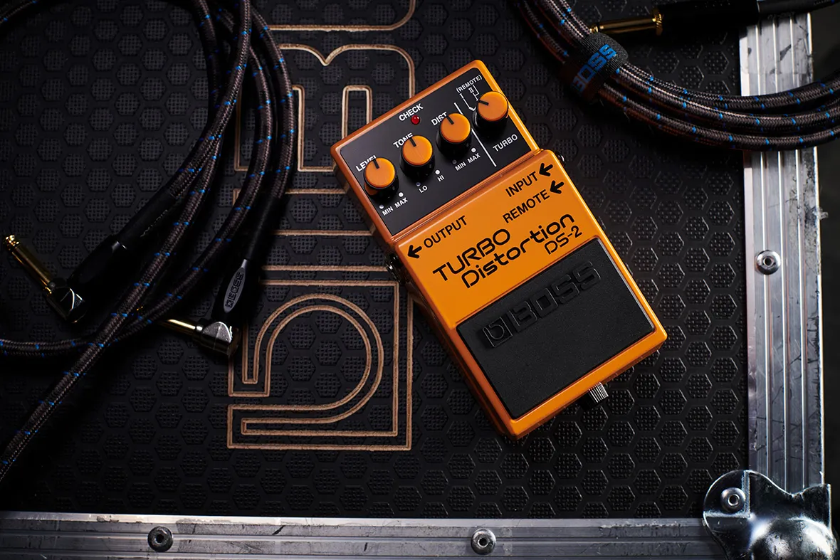 DS-2 Distortion Fußpedal